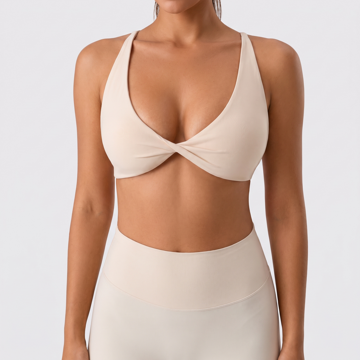 Luna — Brassière de sport pour femme avec détail torsadé